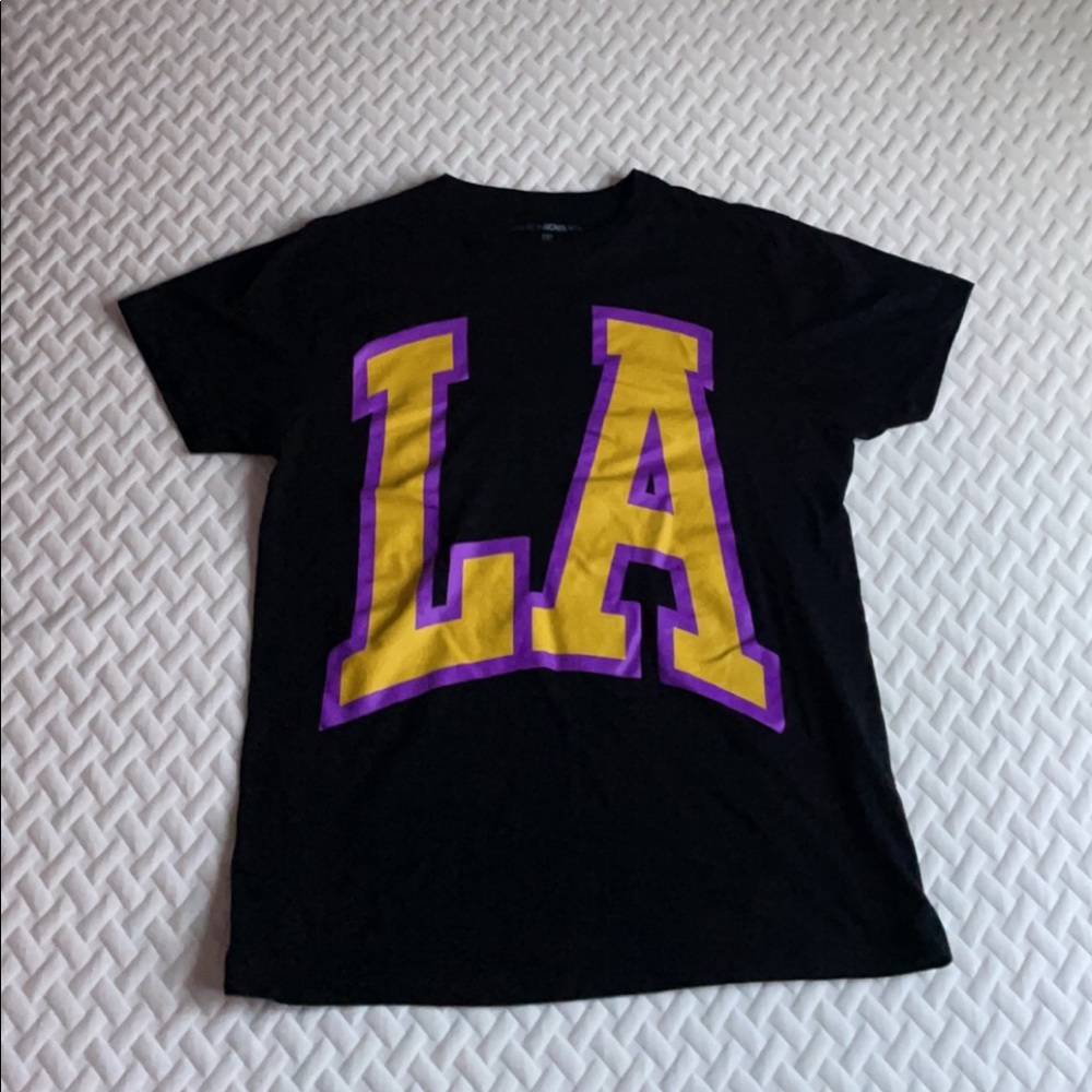 Fashion Nova LA short sleeve shirt
